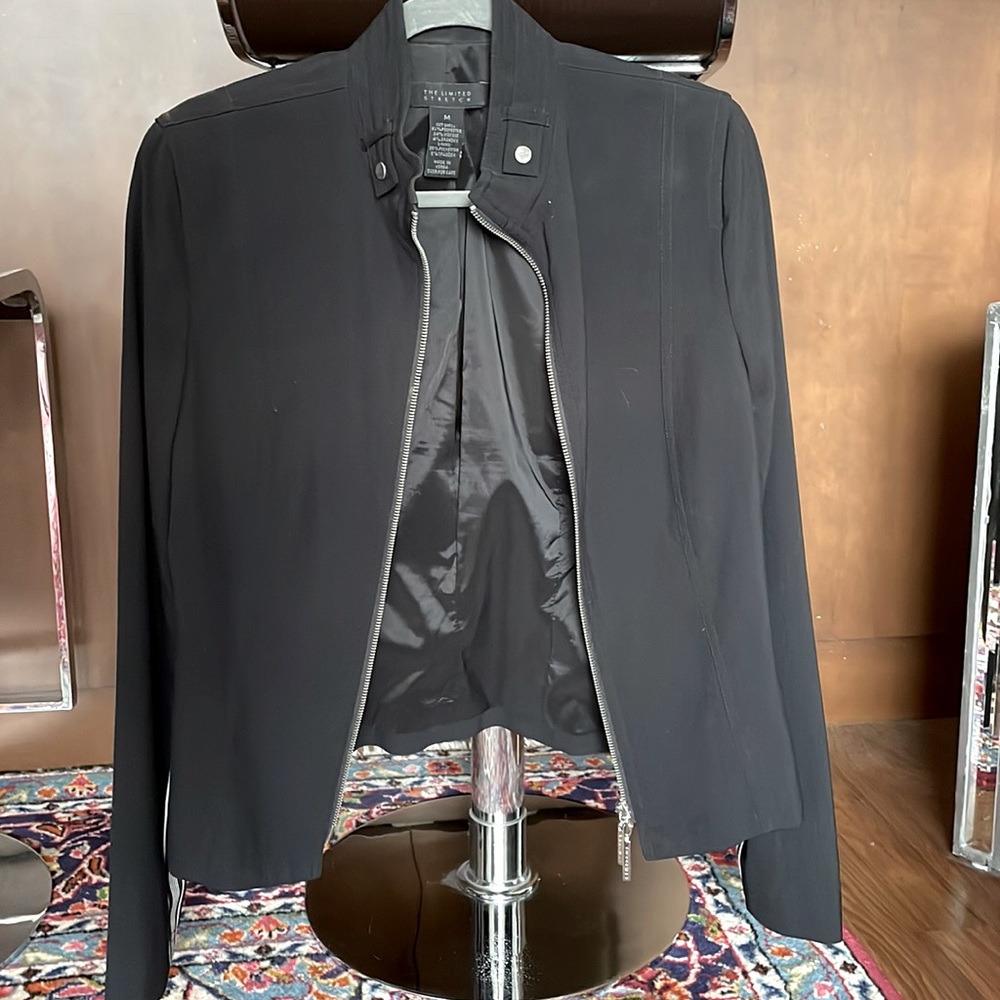 Elegant black jacket w/ white stripes